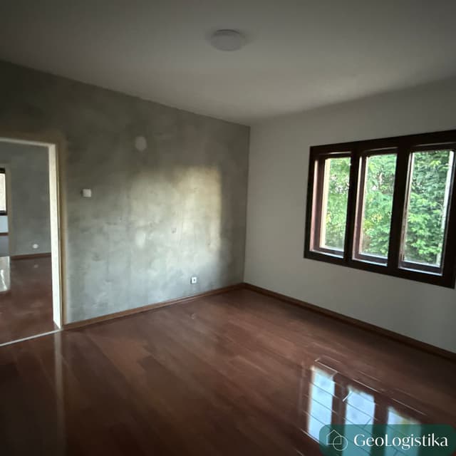 https://gzhaxpeurpuemedskgsg.supabase.co/storage/v1/object/public/properties_gallery/properties/0.0391457174909593-image-XWRR344311-4-9.jpg