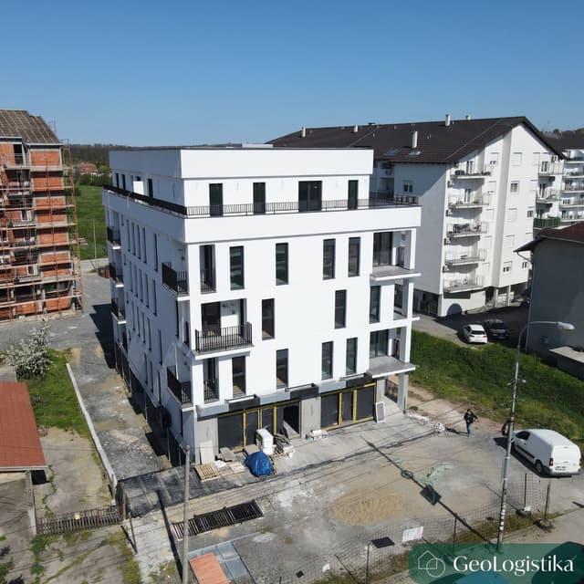 https://gzhaxpeurpuemedskgsg.supabase.co/storage/v1/object/public/properties_gallery/properties/0.0978105012180106-image-XWRR344311-4-2.jpg