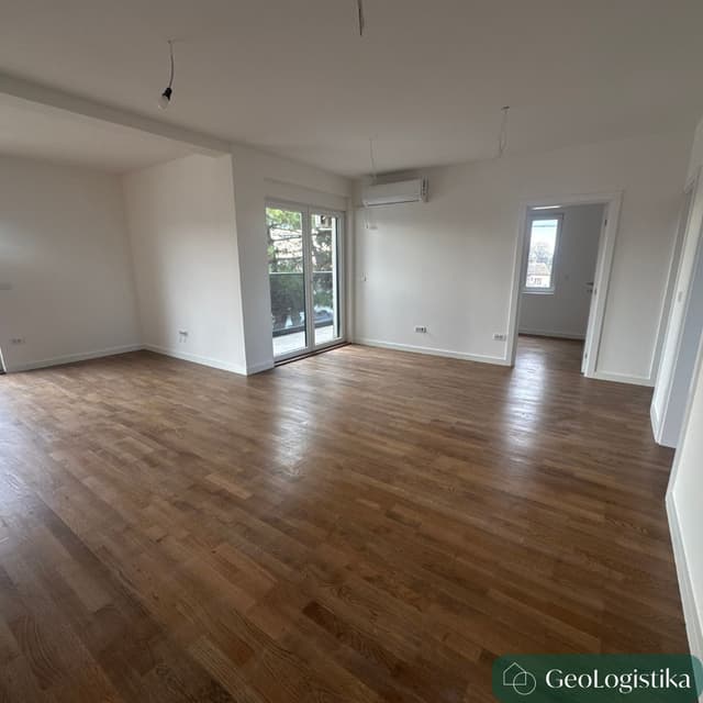 https://gzhaxpeurpuemedskgsg.supabase.co/storage/v1/object/public/properties_gallery/properties/0.20295075868170098-image-XWRR344311-4-6.jpg