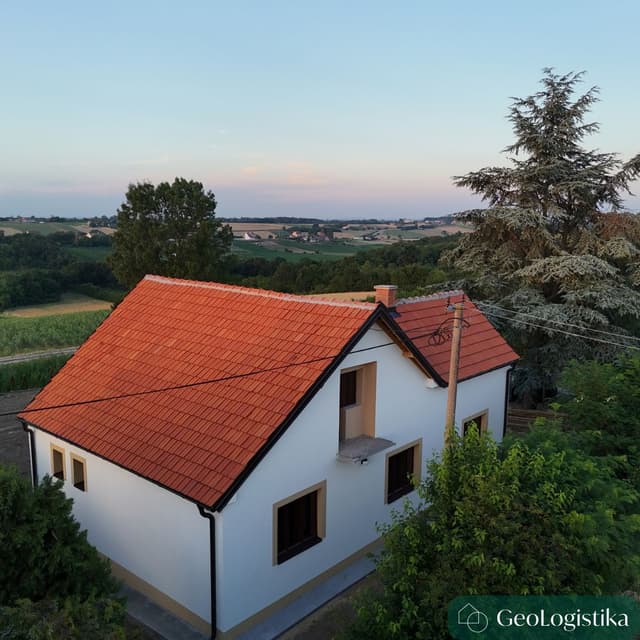 https://gzhaxpeurpuemedskgsg.supabase.co/storage/v1/object/public/properties_gallery/properties/0.3754213116669649-image-XWRR344311-4-5.jpg