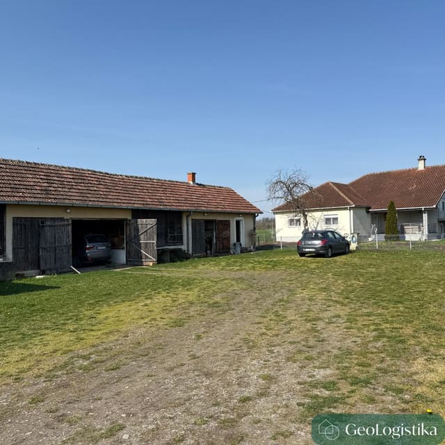 https://gzhaxpeurpuemedskgsg.supabase.co/storage/v1/object/public/properties_gallery/properties/0.4111763701608204-image-XWRR344311-4-7.jpg