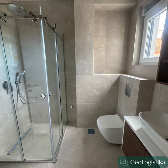 https://gzhaxpeurpuemedskgsg.supabase.co/storage/v1/object/public/properties_gallery/properties/0.47089874062193027-image-XWRR344311-4-10.jpg