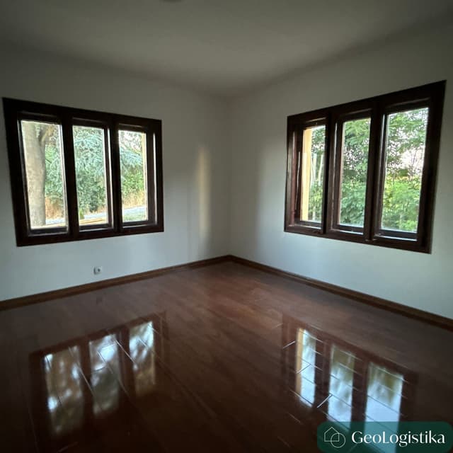 https://gzhaxpeurpuemedskgsg.supabase.co/storage/v1/object/public/properties_gallery/properties/0.5964291206786692-image-XWRR344311-4-7.jpg