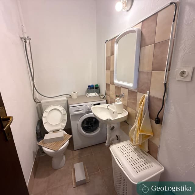 https://gzhaxpeurpuemedskgsg.supabase.co/storage/v1/object/public/properties_gallery/properties/0.8485587229137501-image-XWRR344311-4-14.jpg