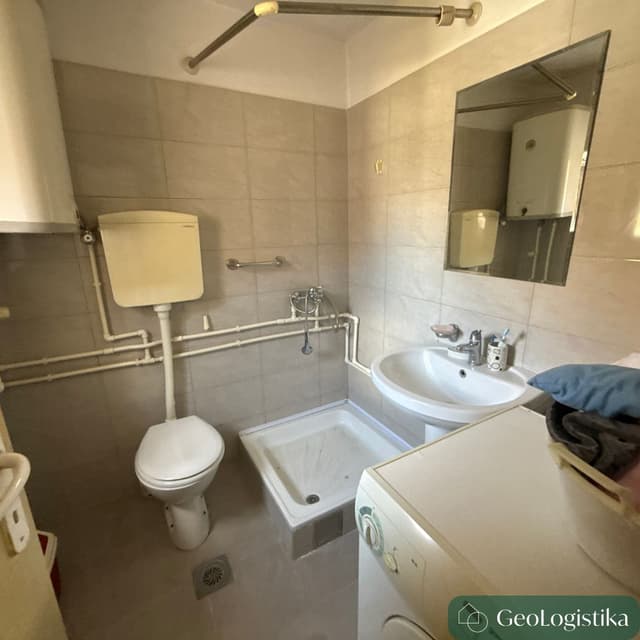 https://gzhaxpeurpuemedskgsg.supabase.co/storage/v1/object/public/properties_gallery/properties/0.9173931901329819-image-XWRR344311-4-8.jpg