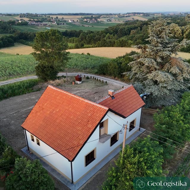 https://gzhaxpeurpuemedskgsg.supabase.co/storage/v1/object/public/properties_gallery/properties/0.935264317605524-image-XWRR344311-4-6.jpg