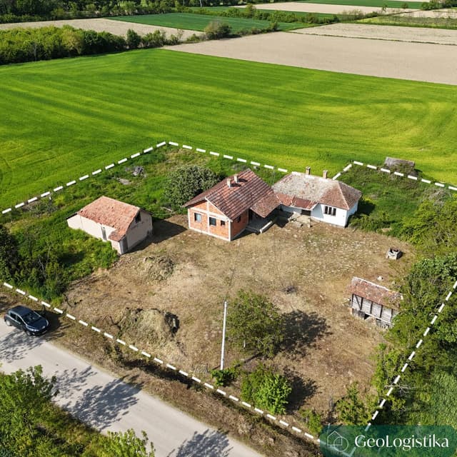 https://gzhaxpeurpuemedskgsg.supabase.co/storage/v1/object/public/properties_gallery/properties/0.9800799453620759-image-XWRR344311-4-4.jpg